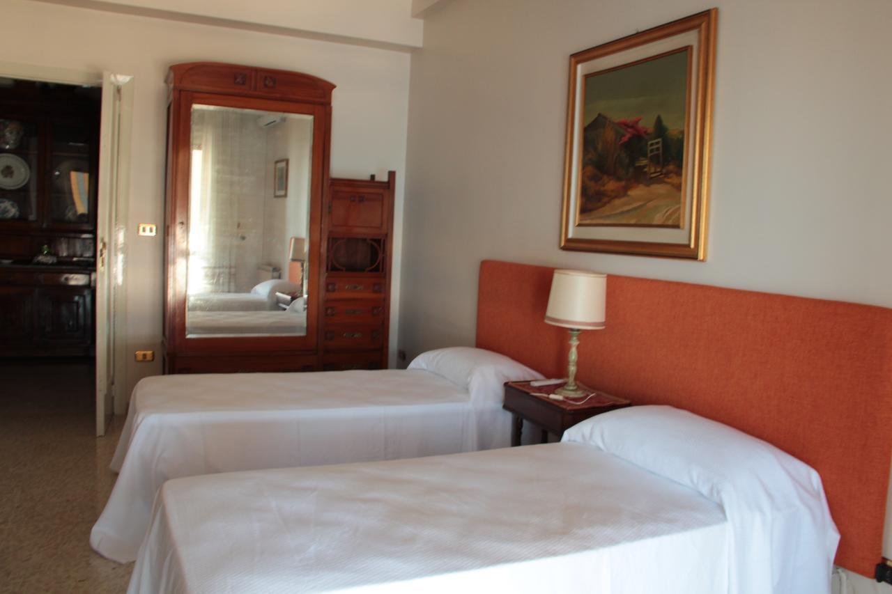 Bed and Breakfast B.&B Margaret'S House Milazzo Exteriér fotografie